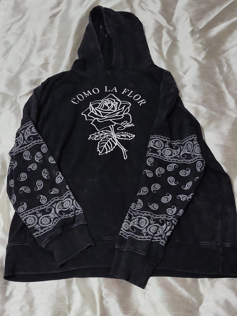 Black Crewneck Hoodie with 'Como La Flor' Rose Graphic
